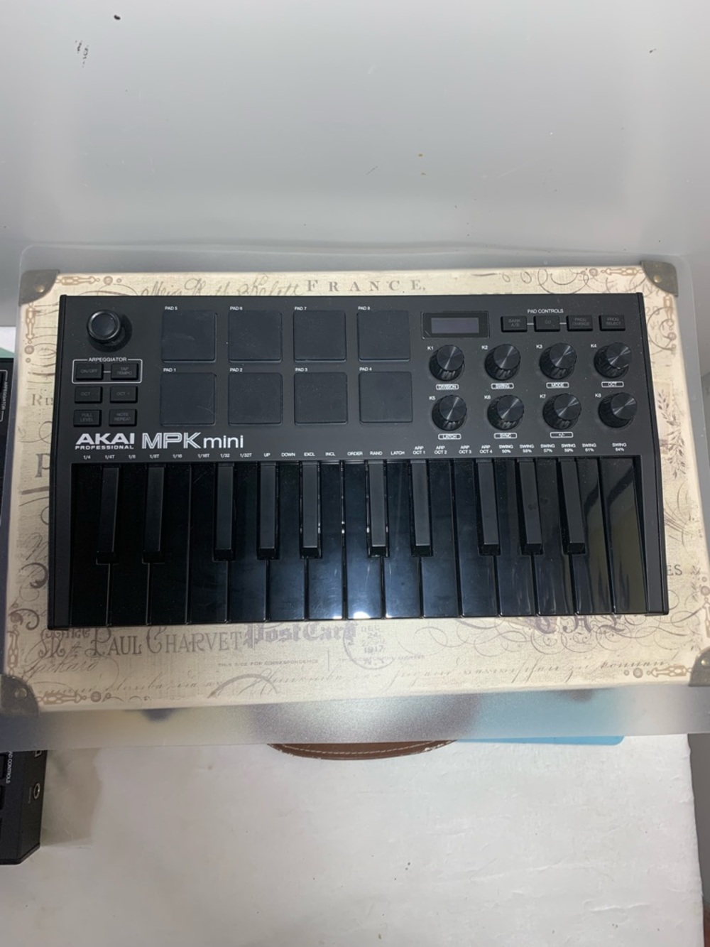 Akai Professional MPK mini MK3 Keyboard Console